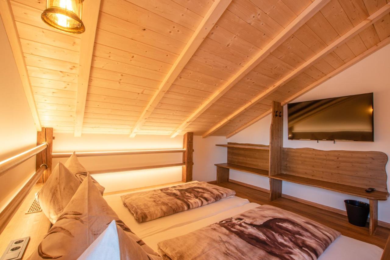 Chalets Und Apartments Hauserhof Nassfeld Schlanitzen Dış mekan fotoğraf