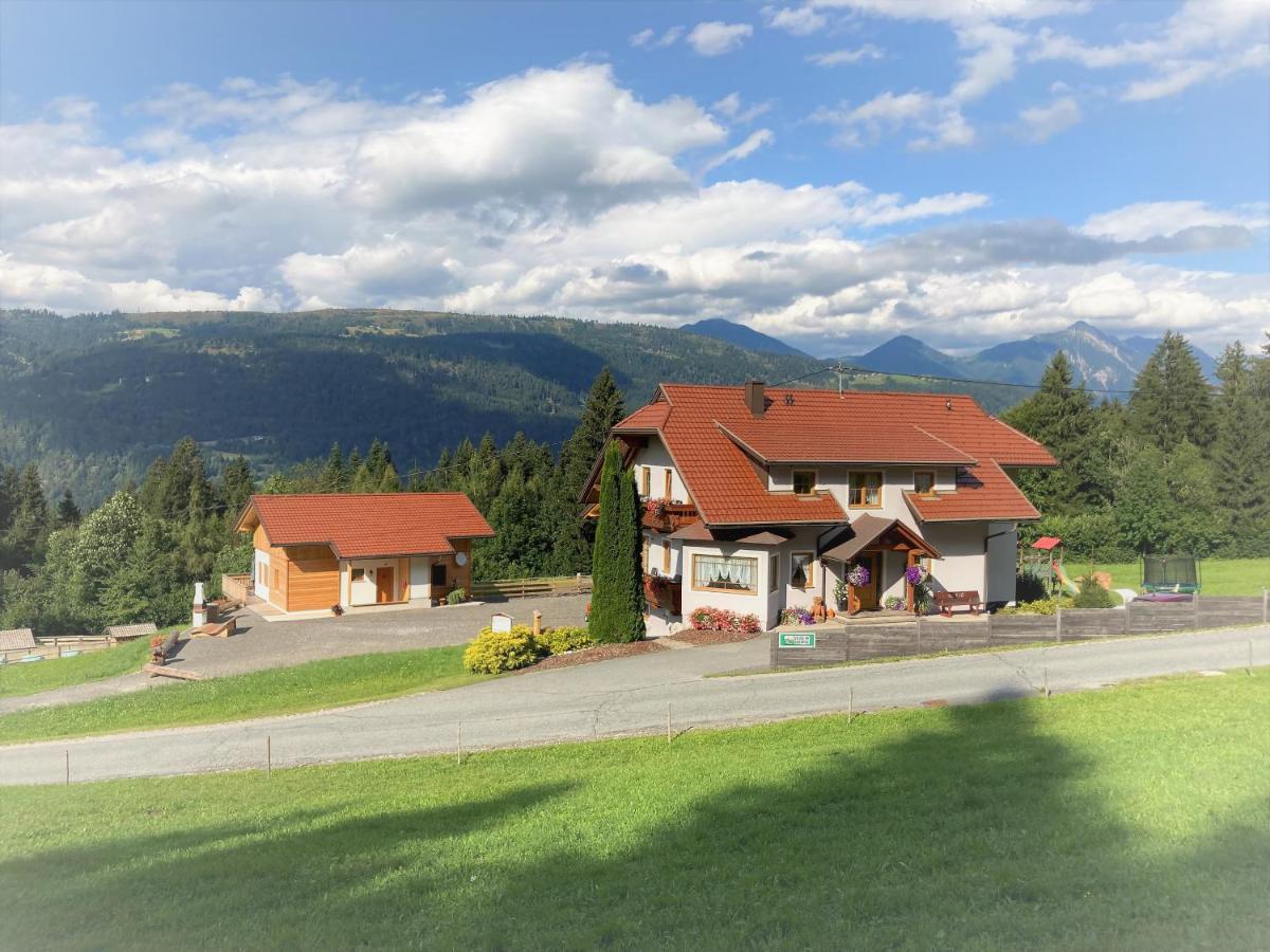 Chalets Und Apartments Hauserhof Nassfeld Schlanitzen Dış mekan fotoğraf